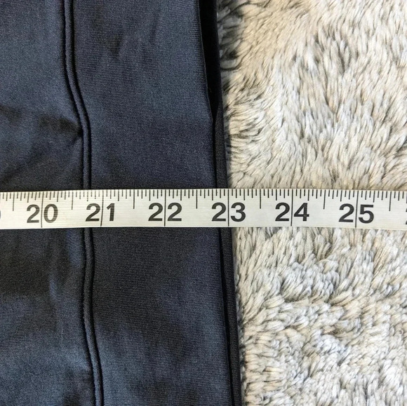 NEW Athleta Black Sweater Snappy Sweatshirt Long Sleeve Snap Button XS - Picture 6 of 9